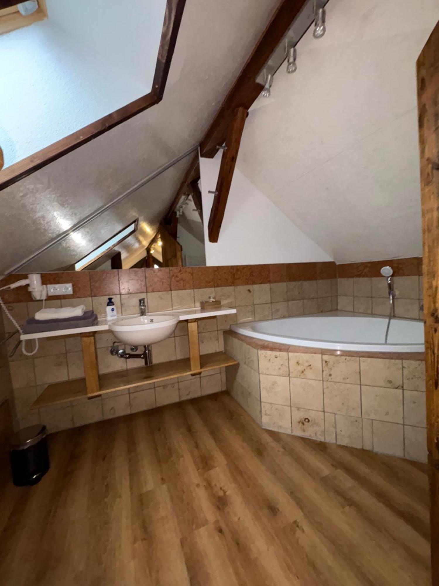Wirgarten Antik Hotel Dingolfing Kültér fotó